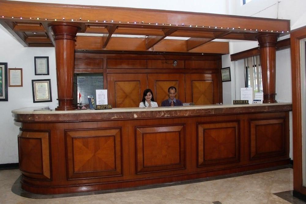Hotel Parama Puncak Eksteriør bilde