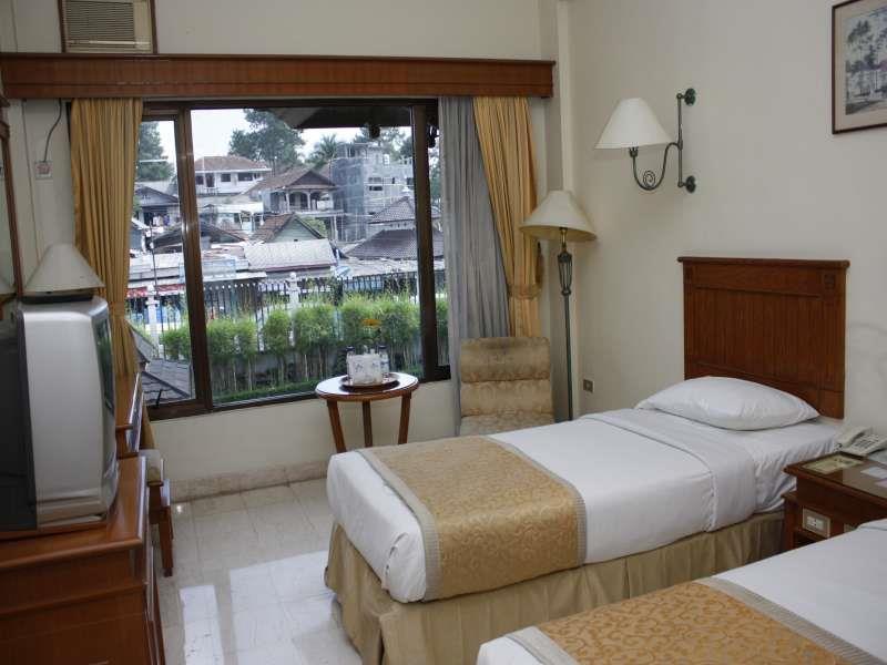 Hotel Parama Puncak Eksteriør bilde